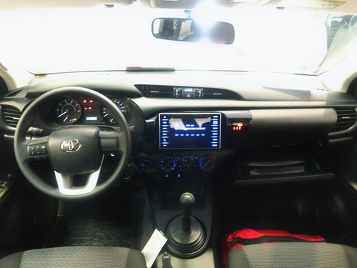 Toyota Hilux Dc 2.4 Tdi Dx 4x2 2021 0km