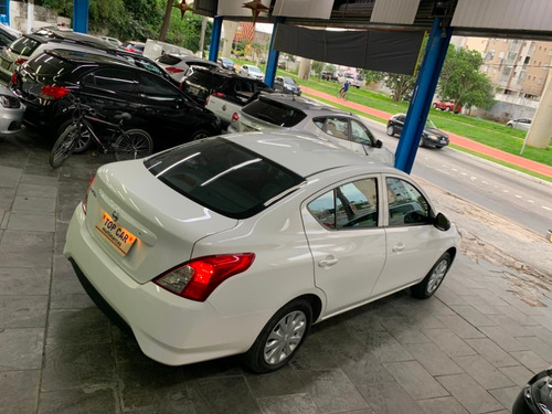 Nissan Versa 2018 1.0 12v Conforto 4p Zero De Entrada