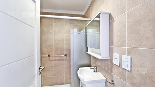 Imagen 9 de 30 de Departamento 2 Ambientes En Venta - La Lucila-vias/maipu