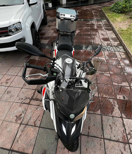 Imagen 2 de 14 de Benelli Trk 502x Madero Motors 2019