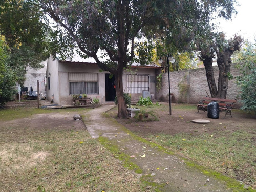 Imagen 2 de 7 de Casa - Barrio Parque Leloir