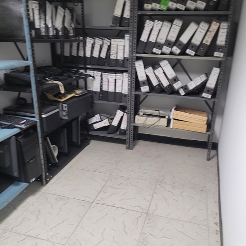 La California Sur , Financiado, Se Vende Excelente Galpon De 1.200 Mts P7l