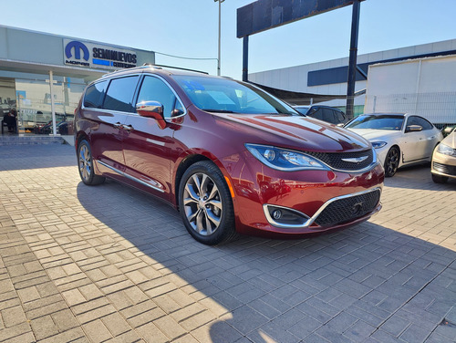 Chrysler Pacifica 2019