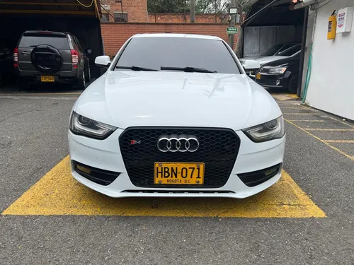 Audi A4 Tfsi Luxury ( Blindaje 2 )