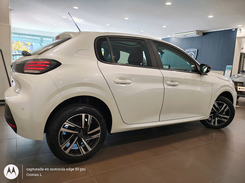Peugeot 208 1.0T Allure Pack