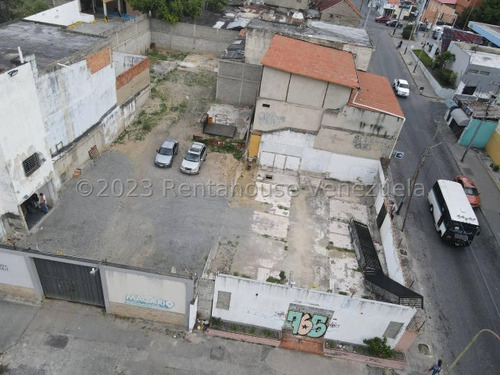 Alquiler De Terreno  Zona Centro - Este Barqto - Lara - Venezuela/  Renta House Lara #ev;