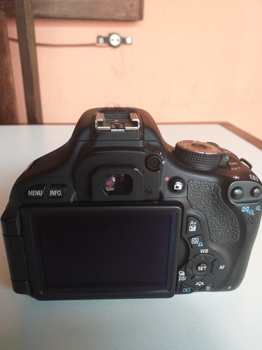 Câmera Canon T3i