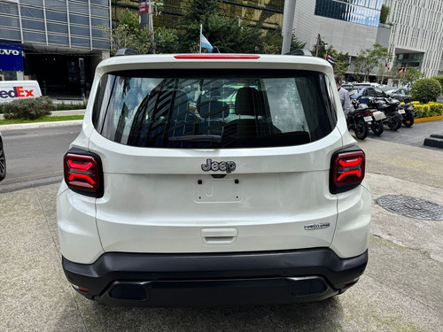Jeep Renegade 1.3 Latitude Fwd At