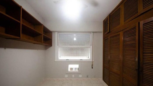 Apartamento À Venda Na Rua Francisco Otaviano, Ipanema, Rio De Janeiro - Rj - Liv-9497