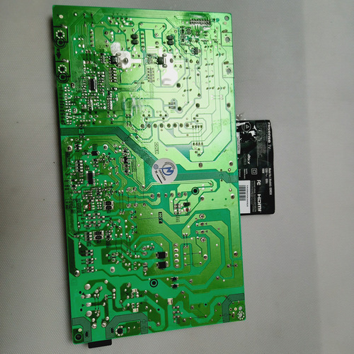 Tarjeta Fuente Para Pantalla Hisense Modelo 65a65k (Usado)