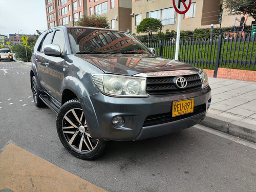 Toyota Fortuner 2.7l 4x4