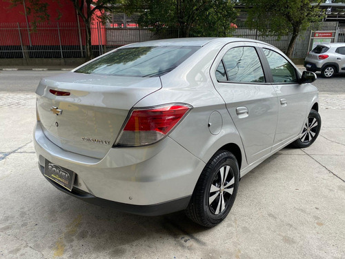 Imagem 9 de 13 de Chevrolet Prisma 1.0 Lt Spe/4