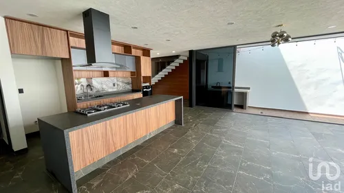 Venta Casa 4 Ambientes Los Olivos