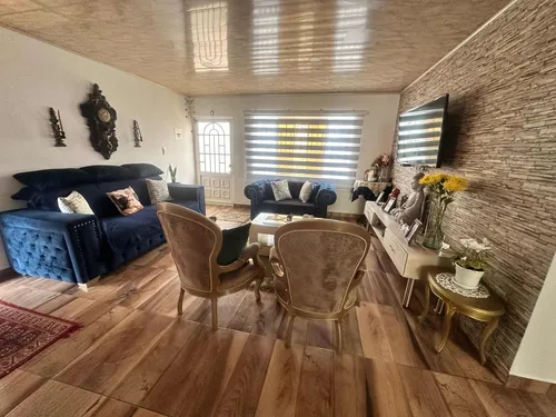 Espectacular Casa Amplia, Excelente Iluminación