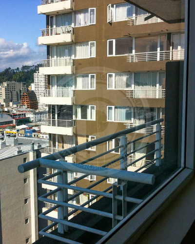Departamento En Edificio Civic (73863)