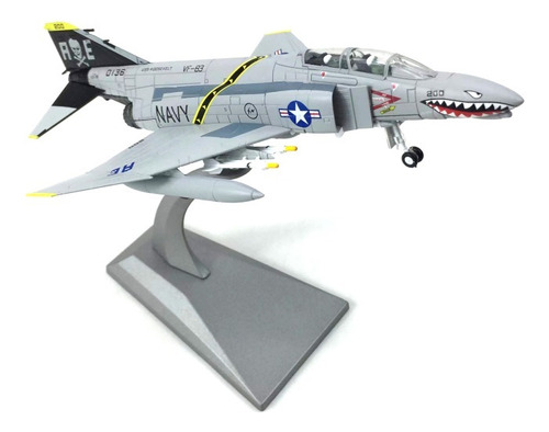 Modelo De Avión De Combate Con Base En Portaaviones F-4