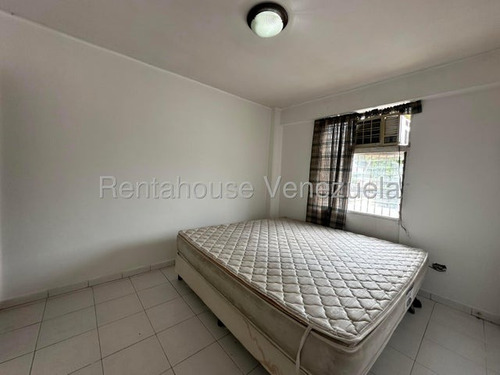 Cómodo Apartamento En Venta Urb La Barraca, Maracay 25-21747 Hc