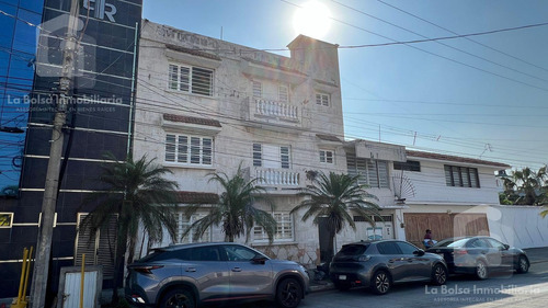 Edificio De Departamentos En Zona Centro