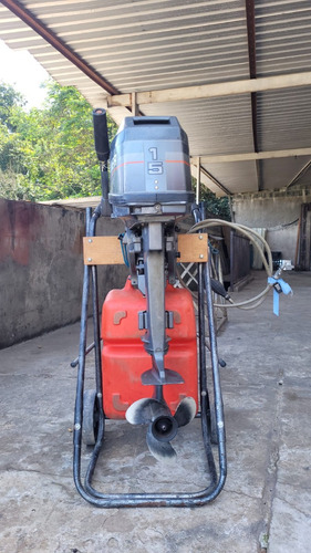 Barco De Pesca De Aluminio , Tipo Bote Para Ate 3 Pessoas .