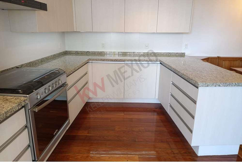 Departamento En Renta En Lomas De Chapultepec, Excelentes Condiciones.