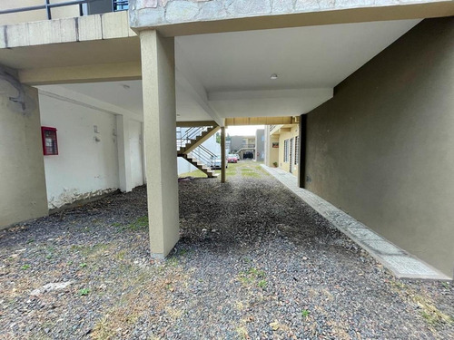 Imagen 3 de 18 de En Venta Departamento 2 Ambientes En Planta Alta Con Cochera