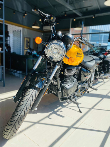 Imagen 3 de 18 de Royal Enfield Meteor 350 Fireball Yellow