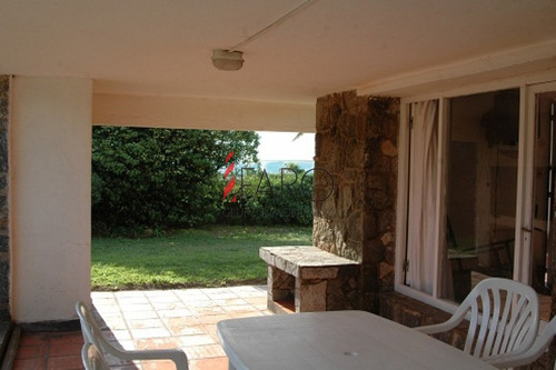 Casa En La Península 5 Dormitorios Con Parrillero Y Garage-ref:32755