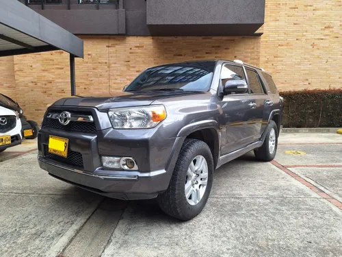 Toyota 4Runner 4.0 Limited Mecánica 275 hp