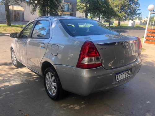 Toyota Etios 1.5 Sedan Xls 2017