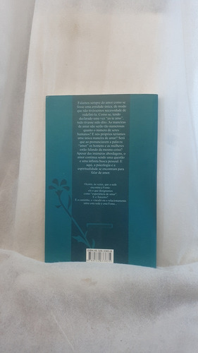 Livro O Essencial No Amor - As Diferentes Faces Da Experiência Amorosa - Catherine Bensaid ; Jean-yves Leloup - Editora Vozes (Usado)
