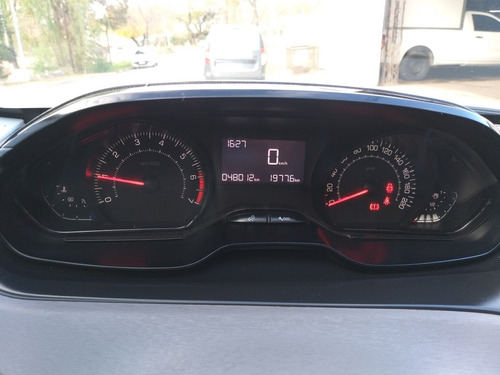 Peugeot 208 2017 1.5 Active