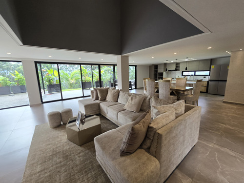 Se Vende Casa Finca Con Dos Construcciones En Las Palmas Medellin