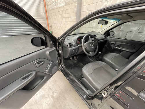 Renault Clio 1.2 Mio Confort Plus Abs Abcp