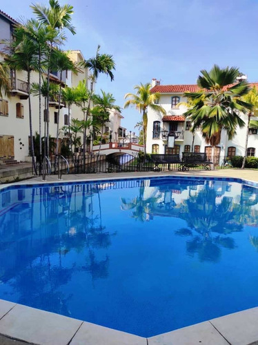 Imagen 20 de 22 de Town House A Estrenar En Venta Pueblo Viejo