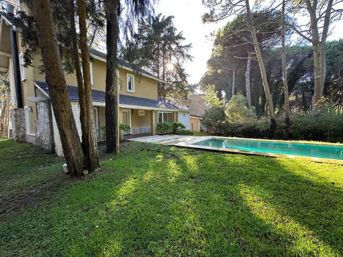 Casa Venta Carilo 5 Ambientes