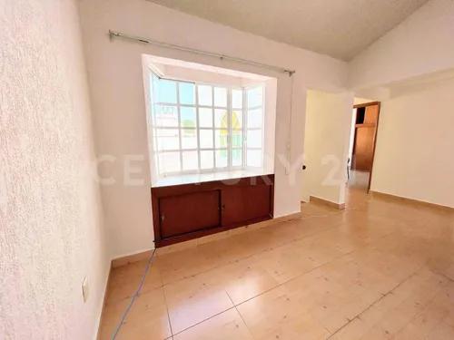 Casa En Venta En Xinántecatl, Metepec, Estado De México