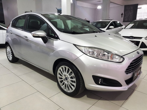 Imagem 2 de 15 de Fiesta 1.6 Titanium Hatch 16v Flex 4p Manual