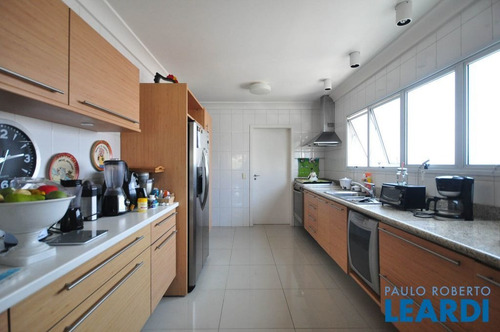 Imagem 11 de 15 de Apartamento - Campo Belo - Sp - 554560