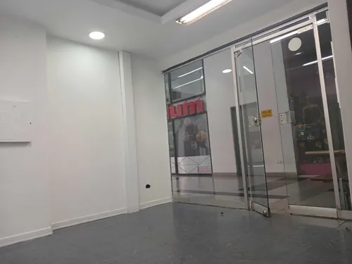 Local 2-20 Bulevar Niza 2 Piso 26mts Con Mezzanine