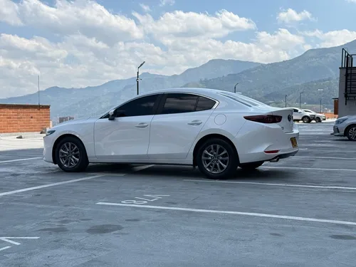 Mazda 3 2.0 Touring At Hibrido Ligero - Mhev