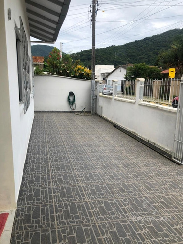 Imagem 4 de 15 de Casa Em Alto São Bento - Itapema - 3647