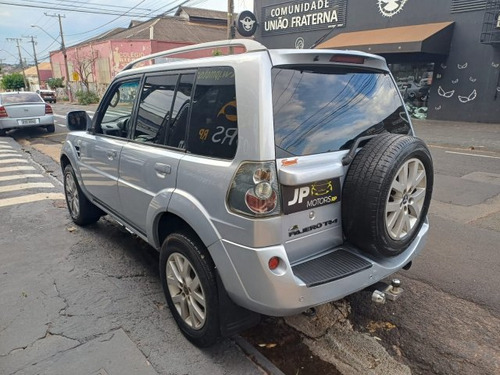 Mitsubishi Pajero TR4 Pajero TR4 2.0 4X4 16V 140CV FLEX 4P AUTOMÁTICO