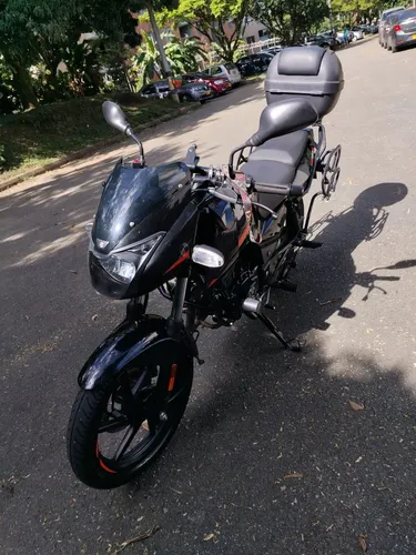 Pulsar 180 Fi Neon