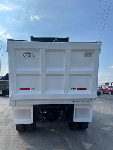 International 9200 Volteo De 14 Mts Blanco