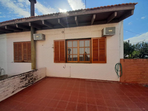 Imagen 12 de 30 de Casa - Alto Alberdi