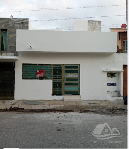 Casa En  Venta En Sol Del Mayab Cancun Con Potencial Comercial B-alrz8465