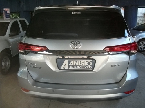 Toyota Hilux Sw4 2.8 4p Srx 4x4 7 Lugares Turbo Diesel Autom