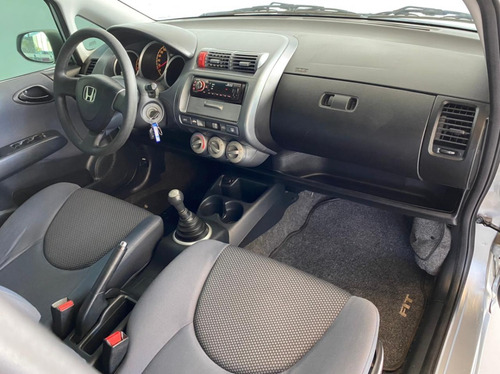 Imagem 14 de 15 de Honda Fit 1.4 Lxl Mec