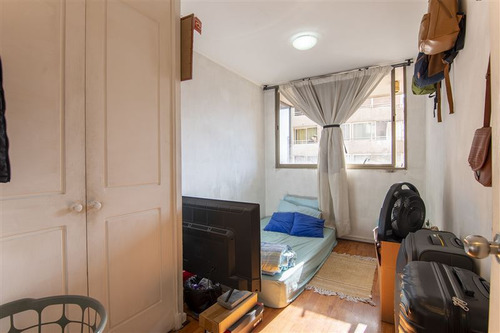 Imagen 5 de 12 de Departamento En Venta De 2 Dorm. En Santiago