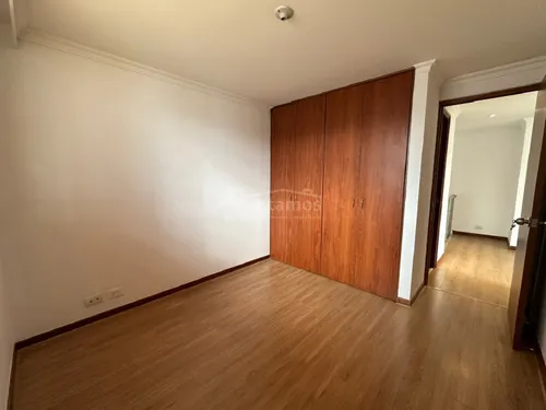 Apartamento En Venta En Los Balsos. Cod V776098